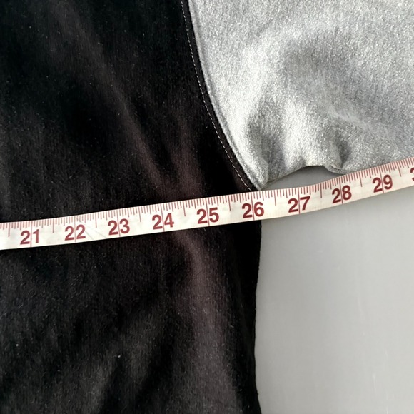 NFL‎ Atlanta Falcons Hoodie Mens 2XL Gray & Black Sweatshirt Kangeroo Pocket XXL - Picture 11 of 16